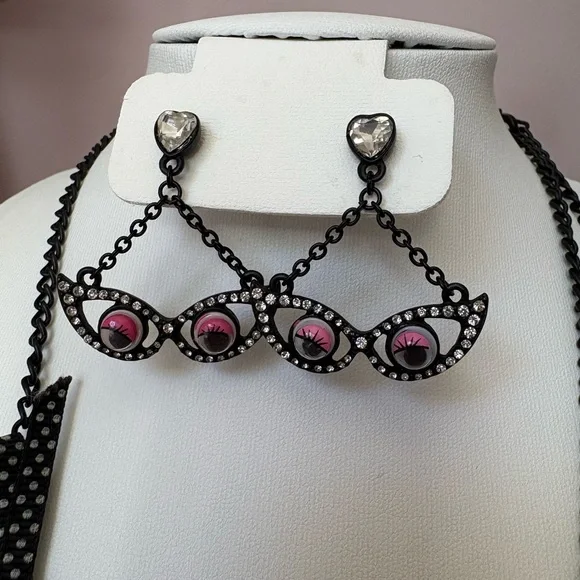 Betsey Johnson Cat Eye Glasses Dangle Earrings Rhinestone Pink Eyes - Picture 4 of 5